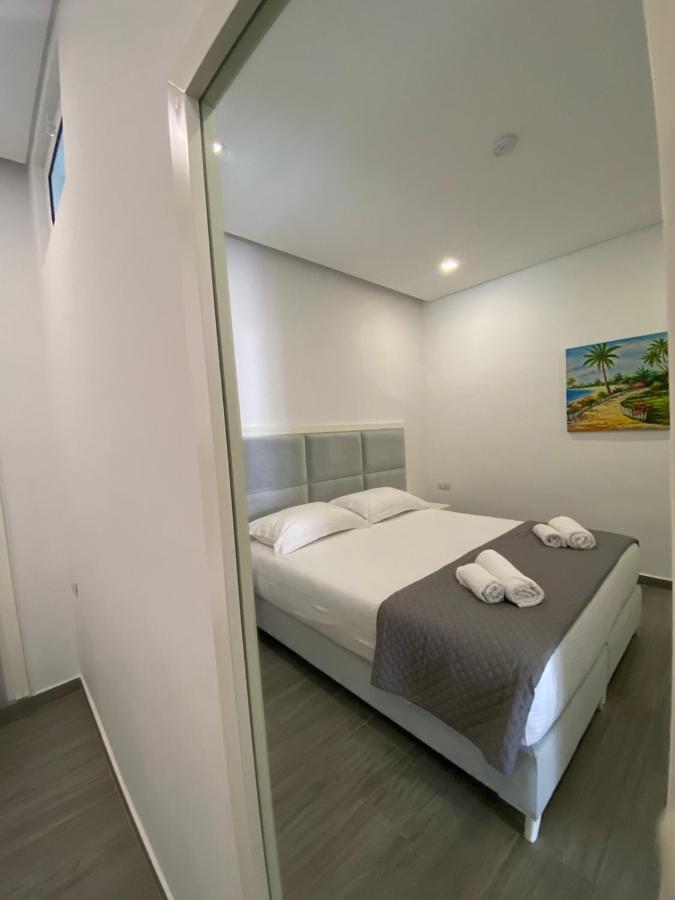 Edina By Hp Hotel ساراندا المظهر الخارجي الصورة